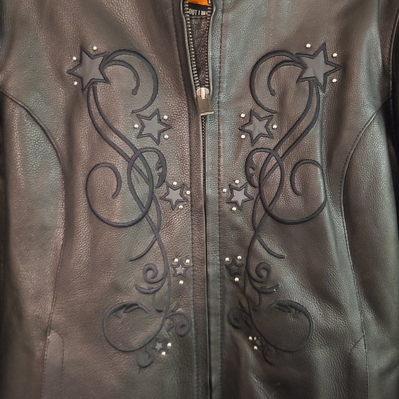 Black Leather Jacket with Star Design - Picture 3 of 12